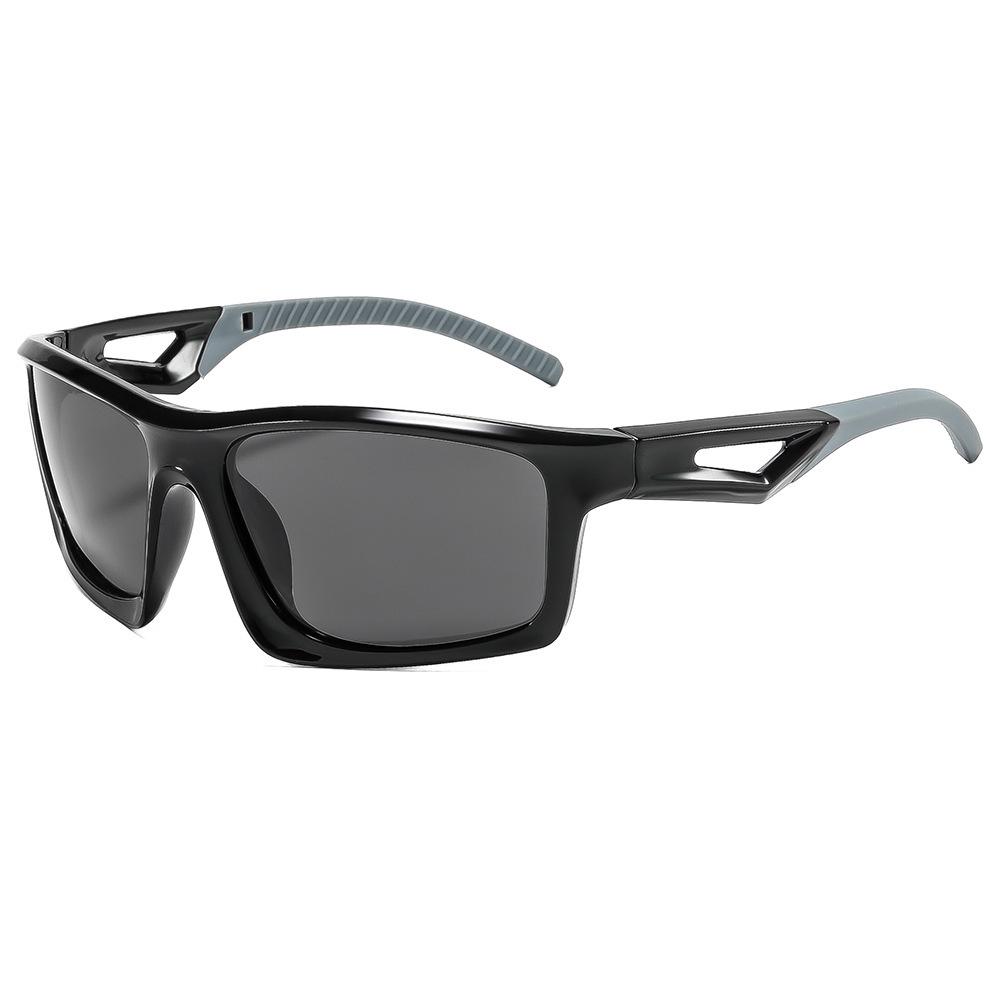 2026 Trendy Polarized Cycling Sunglasses: Windproof UV Protection for Men & Women