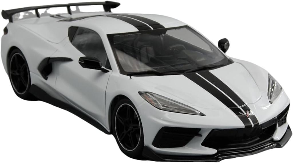 Maisto 2020 Corvette Stingray Coupe C8 White 1/18 Scale Special Edition Model with Display Base, Opening Doors, and Working Suspension