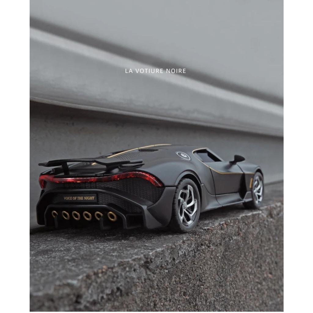 1/24 Bugatti Voice of The Night Automodell aus Druckguss, Spielzeugfahrzeuge aus Metall, hochsimulierte Sound- und Lichtkollektion, Kindergeschenk