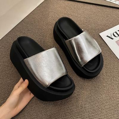 Chinelos Femininos Aumentadores de Altura Verão 2024 Moda Open Toe Slip On Sandálias Elegantes para Senhoras Plataforma Outdoor Praia Slides