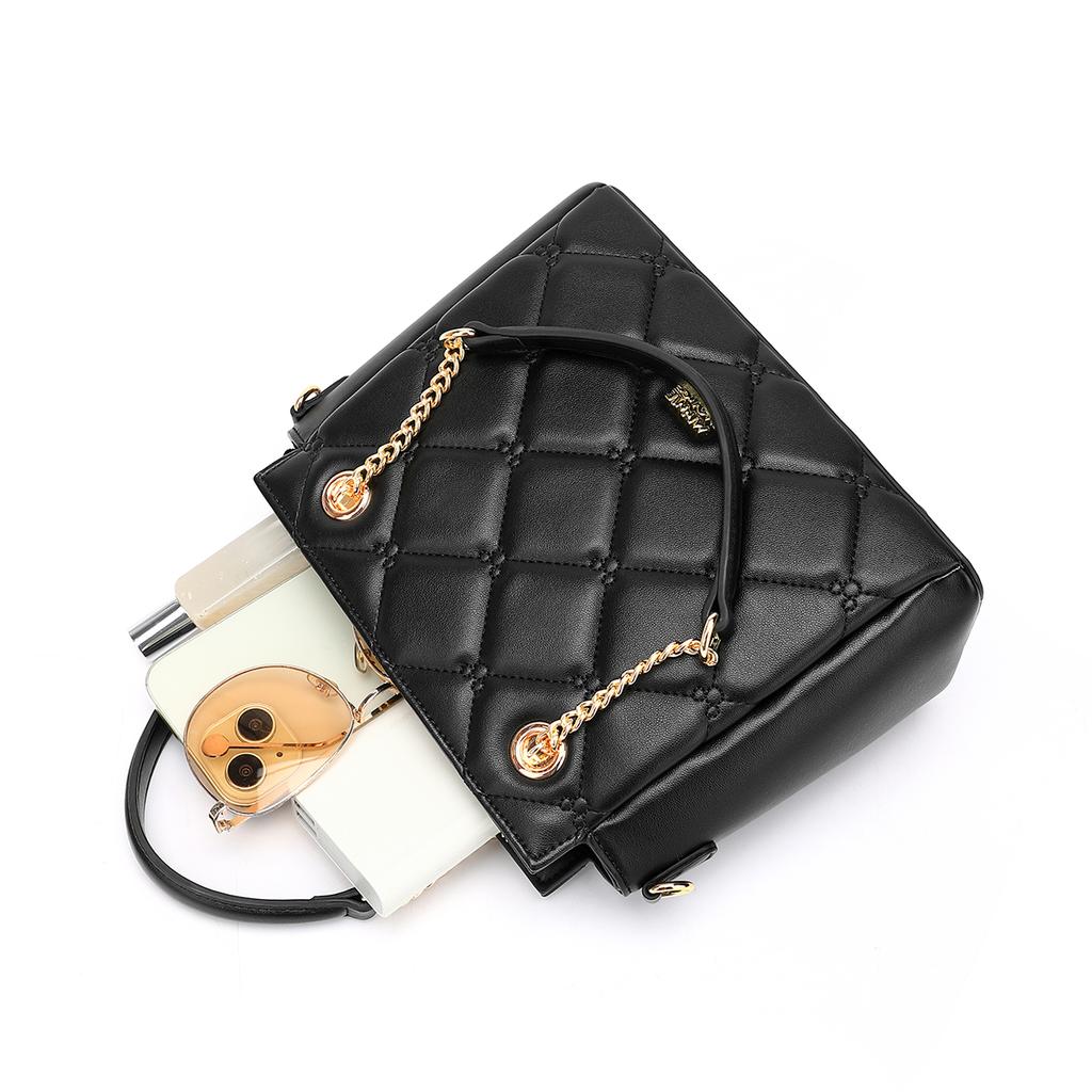 New Disney PU Shoulder Bag Handbag Shoulder Bag Regular Women's Ecru/Black DHB41440-A