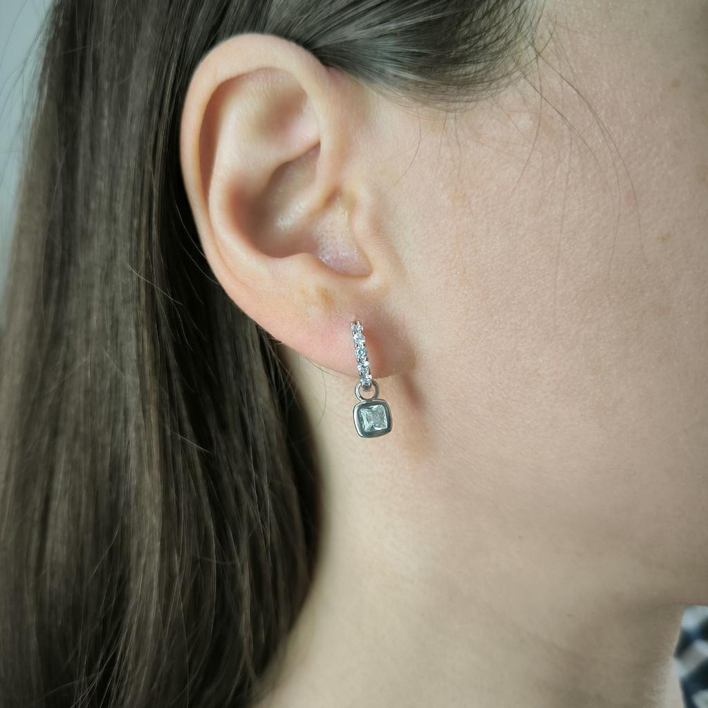 Серебряные серьги с фианитами (2186038)