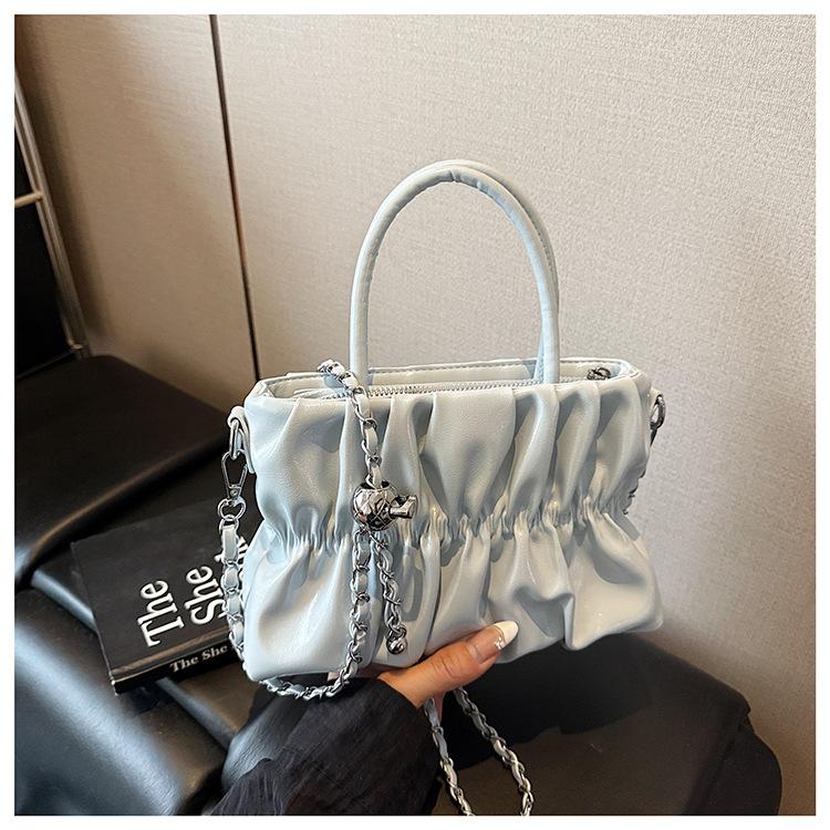 Fashion Versatile Chain Pleated Cloud Bag Women's Tide 2025 Spring and Summer New Niche Messenger Small Square Bag