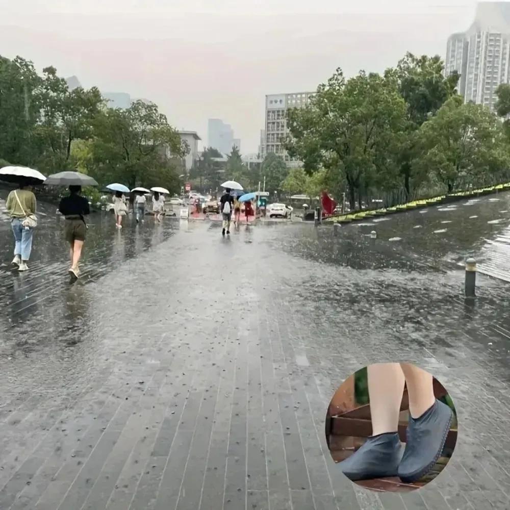 Wear-resistant Silicone Rain Shoe Covers 1 Pair Rubber Waterproof Boot Covers For Outdoor Rainy Days
