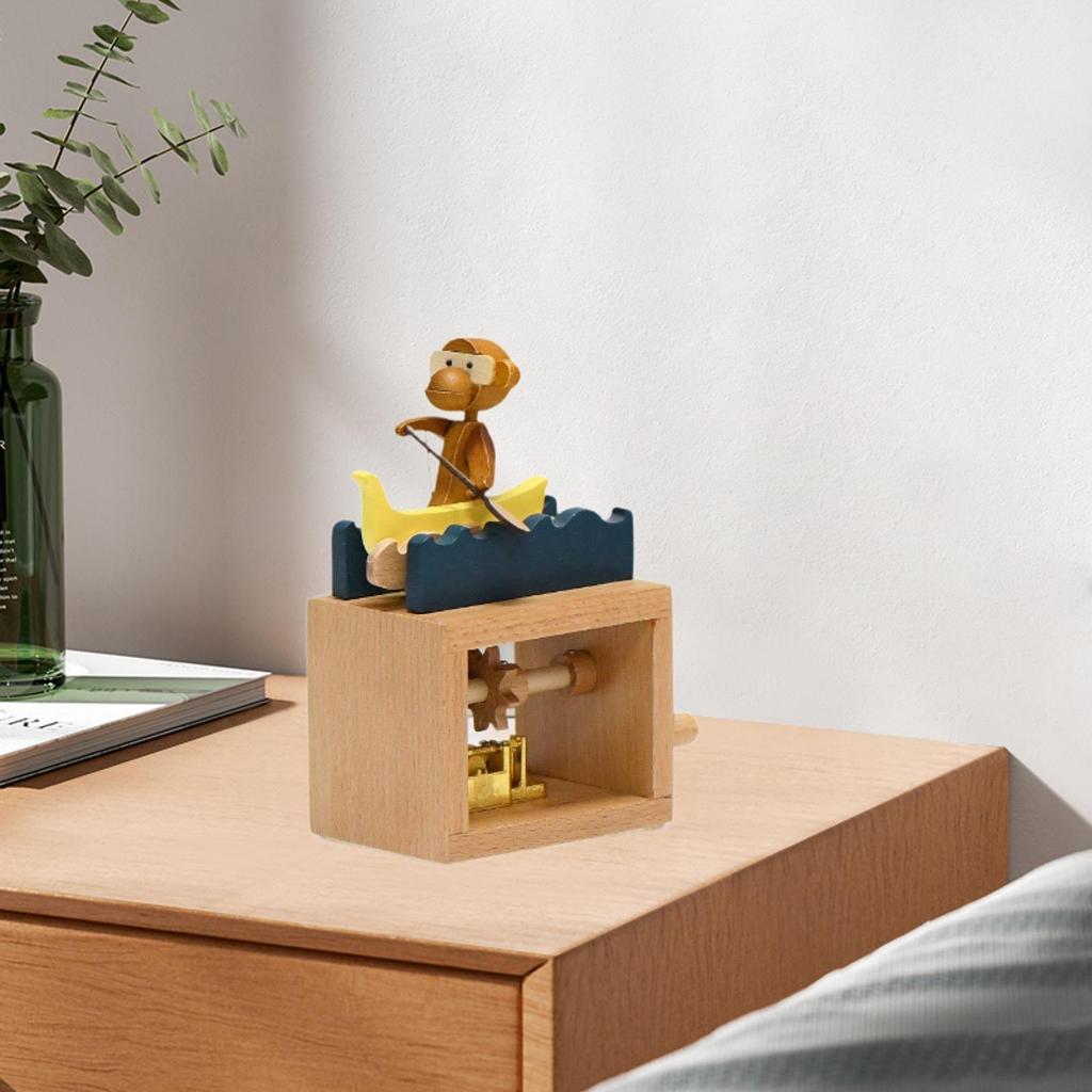 Hand Crank Music Box Novelty Unique Hand Operated Wooden Musical Box Decor for Colleague Friend Classmate Family Birthday Gifts