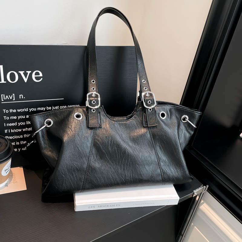 Simple and Large-capacity Underarm Tote Bag, A Fashionable and Casual Single-shoulder Handbag for Women
