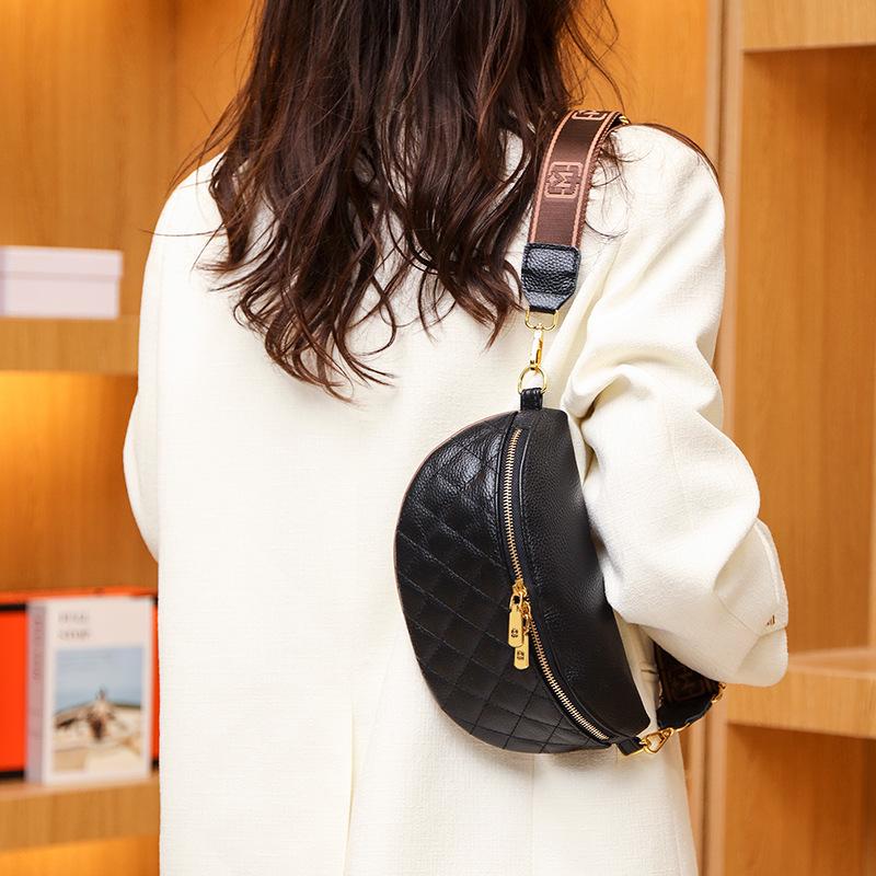 Real cowhide women's bag, fanny pack, new fashion diamond shoulder messenger bag, first-layer cowhide breast bag