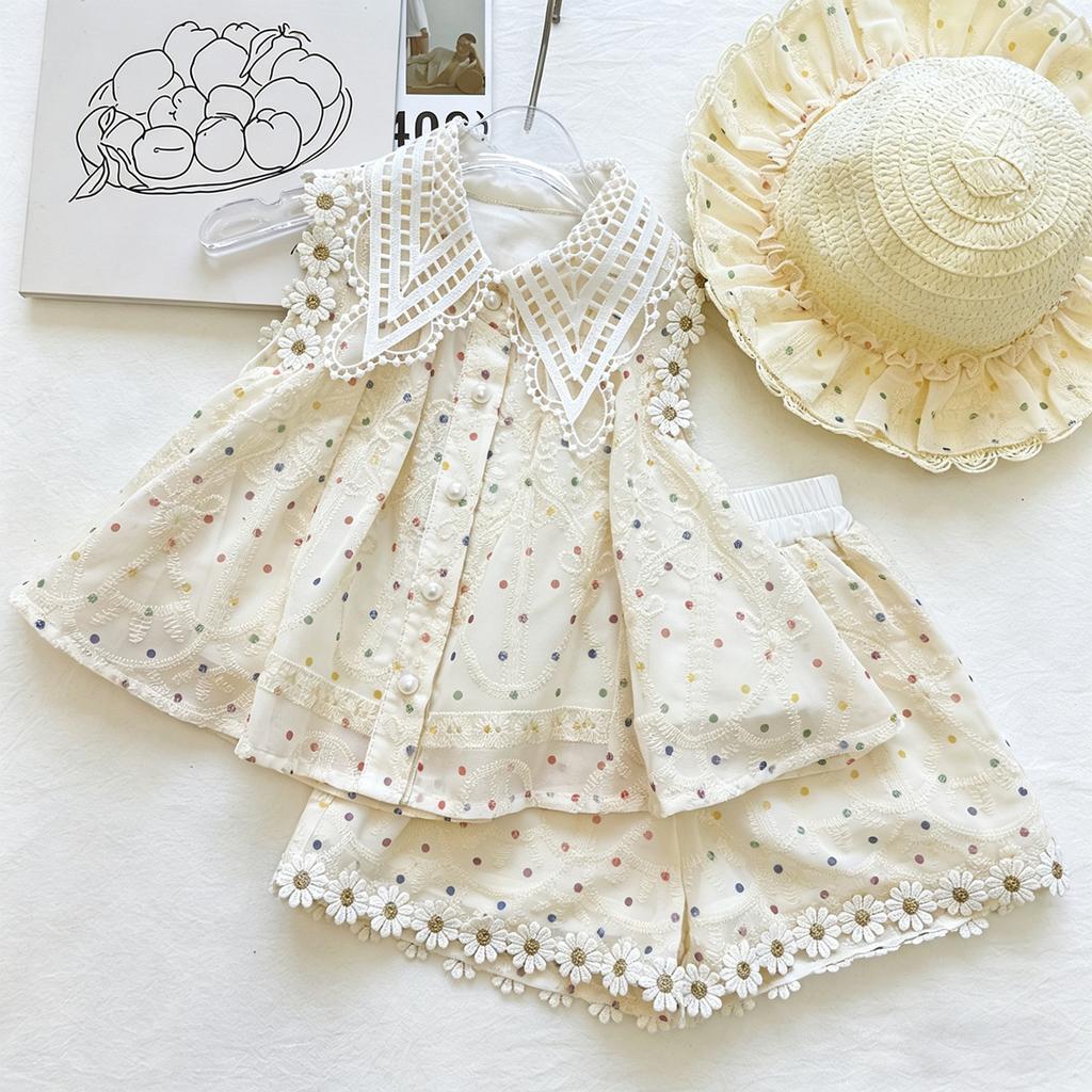Girls Summer Hollow Out Peter Pan Collar Polka Dot Top With Daisy Embroidered Shorts Two Piece Set
