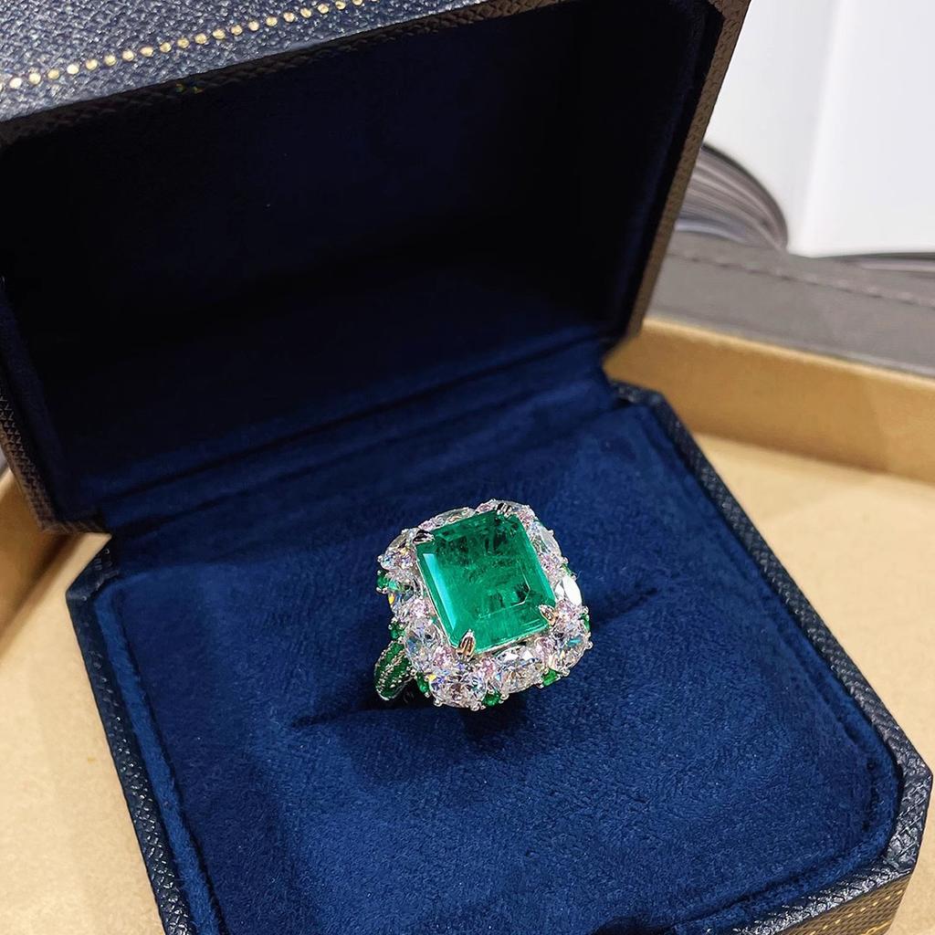 Vintage Green Diamond Pendant, Open Ring, Premium Stud Earrings, Luxury Setting, Cultivated Synthetic Emerald Set.
