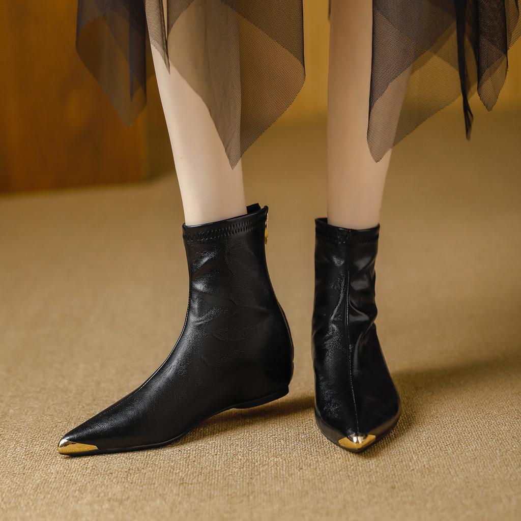 Fashion pointed elastic thin boots 2025 autumn and winter new inner height increase versatile comfortable commuting soft leather small short boots wom