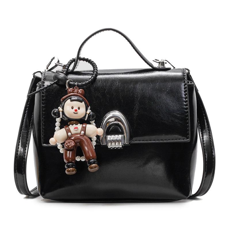 2025 Summer Fashion New Versatile Handbag Casual Versatile Messenger Commuter Bag Women's Texture Work Small Square Bag
