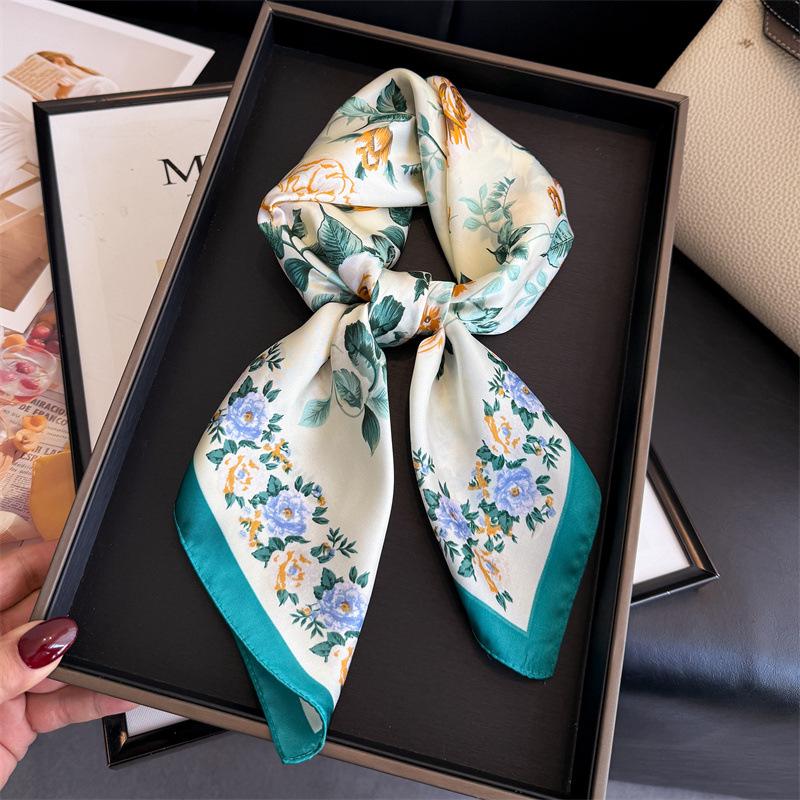 

Luxury Scarf Hijab Silk Print Shawl Wraps Bandana Headband Ribbon Handkerchief Headscarf Female Designer Foulards Femme 70x70cm