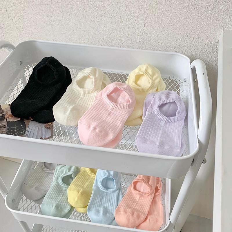 Zhuji Women's Non-Slip Low-Cut Smiley Face Socks - Invisible Heel-Proof Macaron Color Series