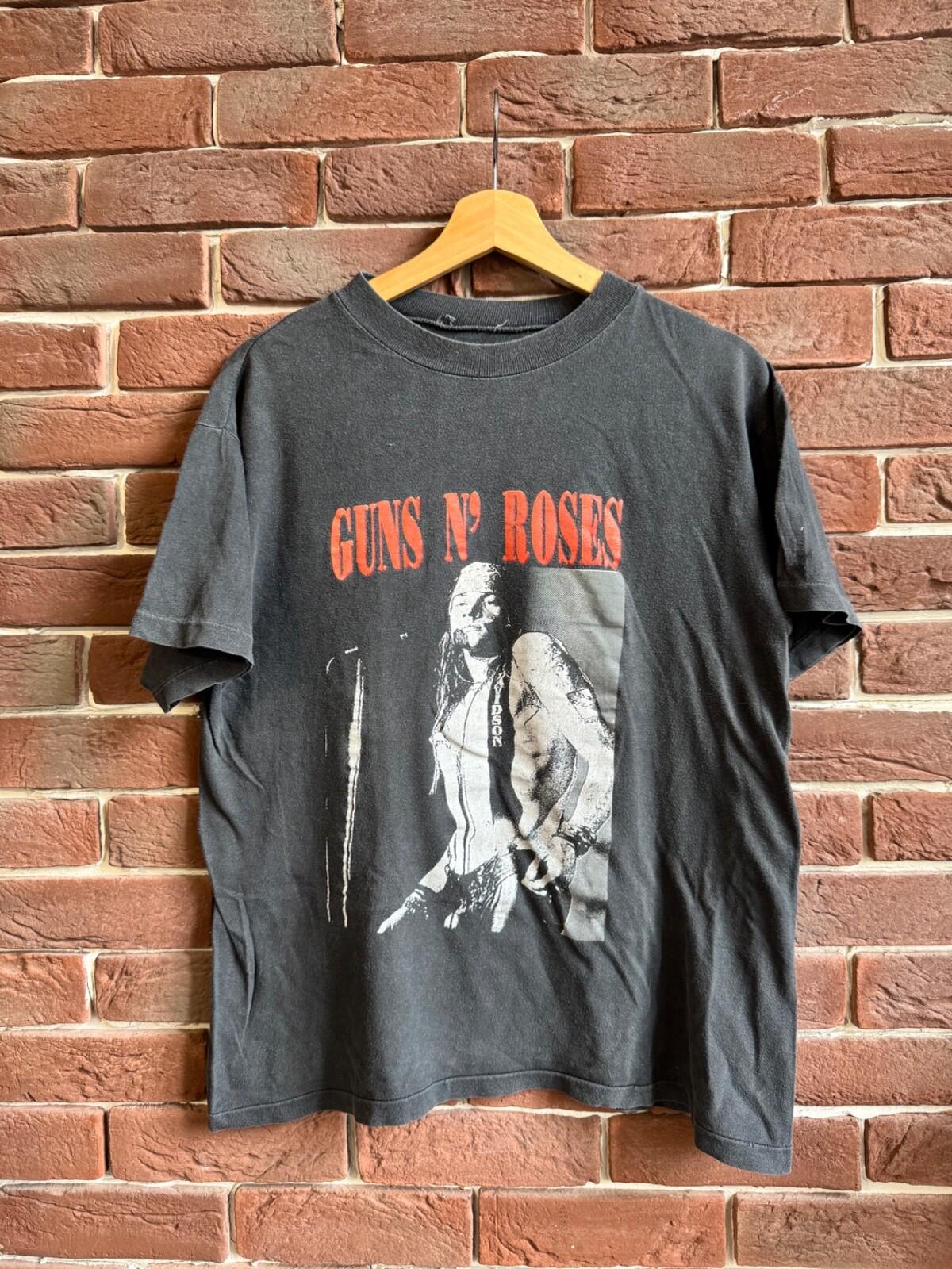 Guns N Roses 80s Vintage Tshirt Axl Rose Rare Rock Band Rare black medium Unisex T-Shirt XL