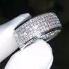 FDLK 2 stk Brudesett Elegante ringer for kvinner Bryllupsforlovelse Mote smykker med full skinnende kubikksirkon kvinnering