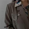 Vintage Tassel Pearl Brooches Exquisite Suit Coat Clothing Accessories Elegant Pins For Women Versatile Simple Corsage Gifts