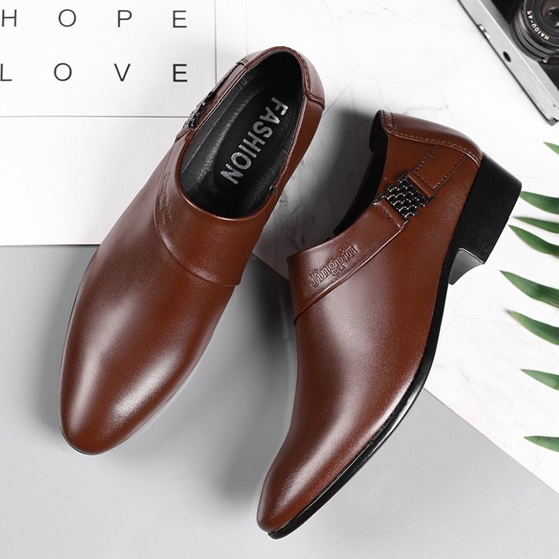 Men Shoes Leather Men's Casual Youth Breathable Loafers Men Non-slip Soft Bottom British Business Formal Student Wedding Shoes