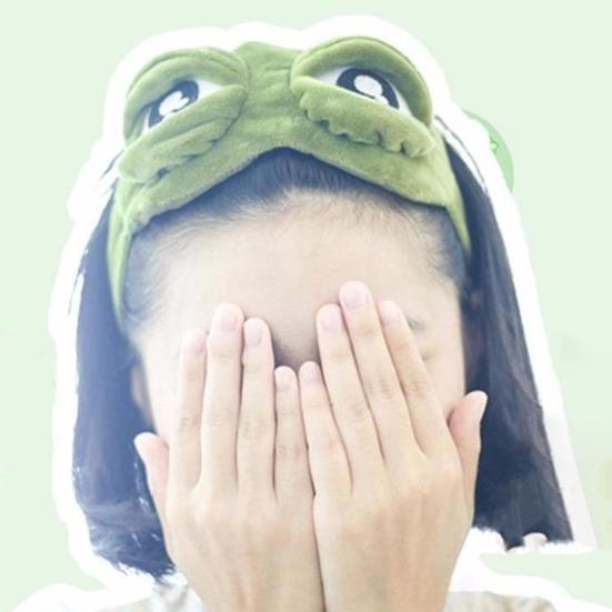 Funny Sad Frog Eye Mask Soft Plush Frog Blindfold Light-Blocking Breathable Sleep Mask for Travel Office Home Novelty