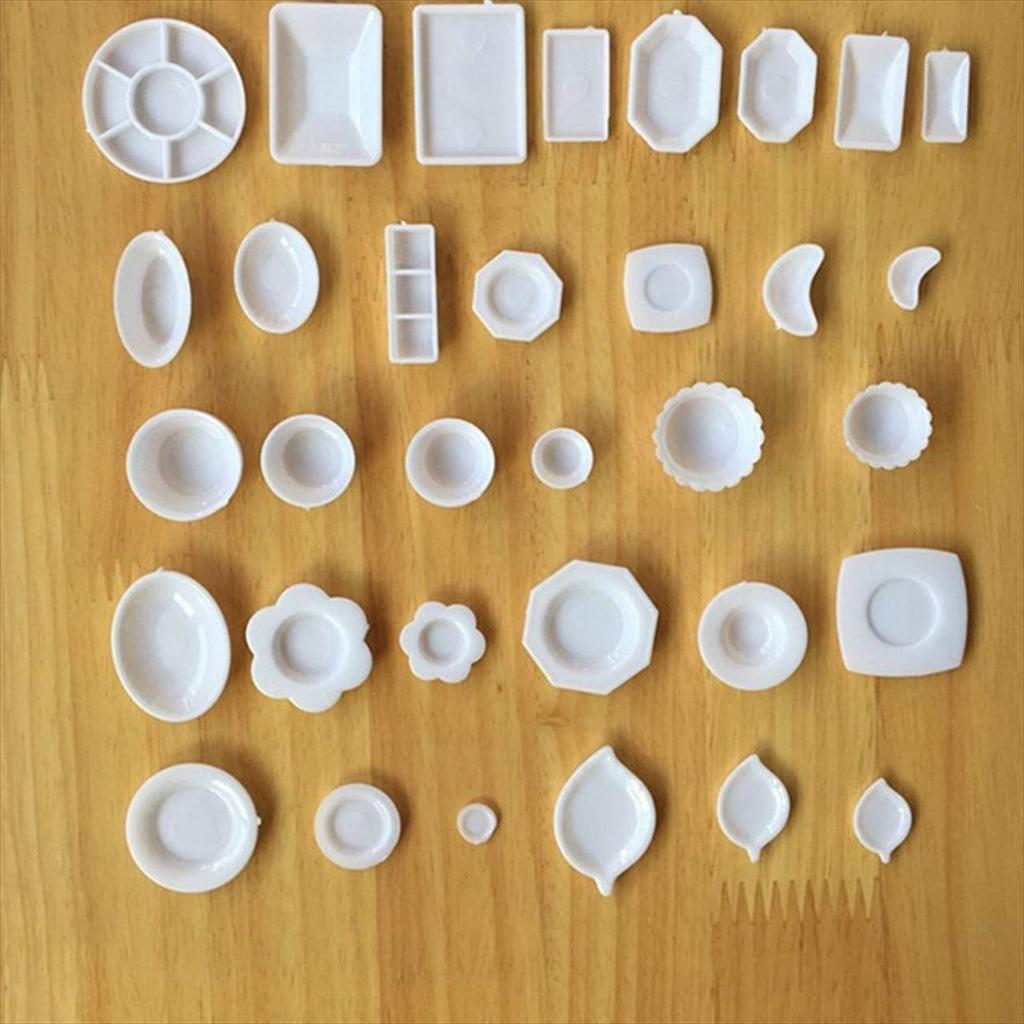 Tomtask Dollhouse Miniature Plastic Plate 33 White Set, Pieces, 1/12 Scale,