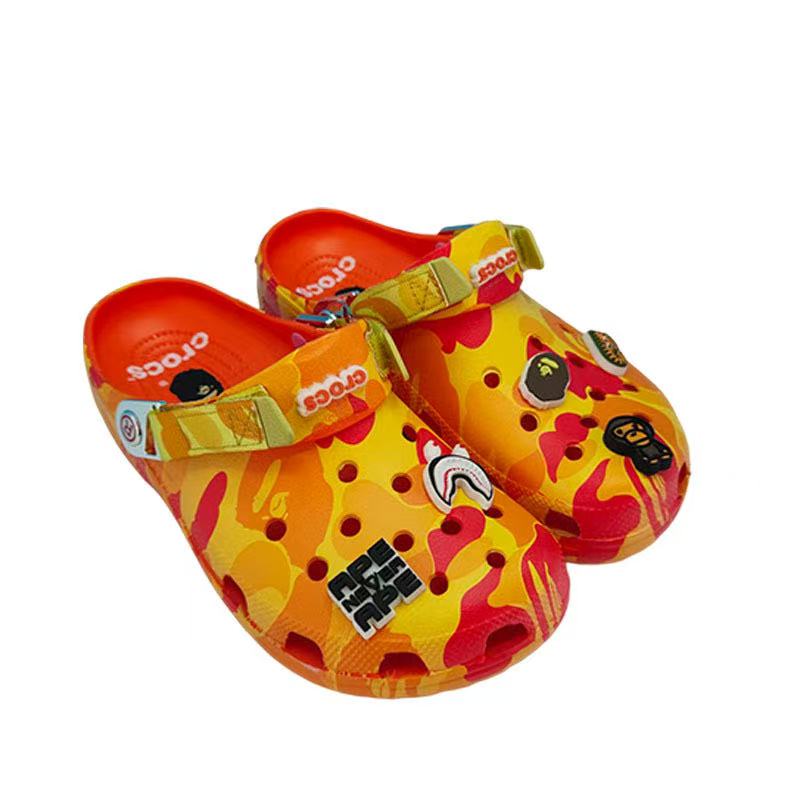 Crocs Klassiska Barnskor Unisex Sandaler & Tofflor