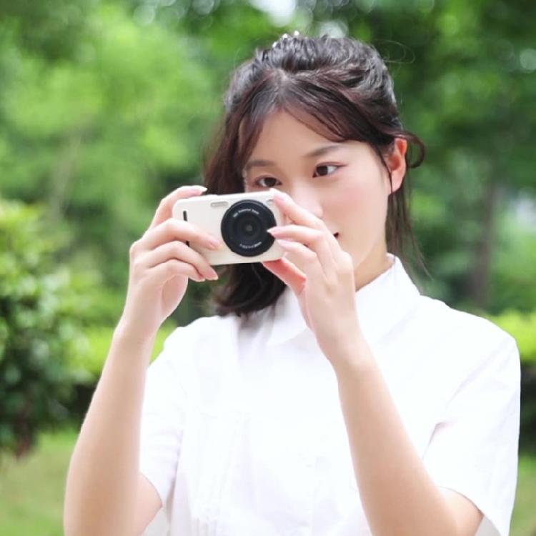 Mini CMOS Digital Camera 48MP Auto Focusing 2.4Inch Display Shockproof Photos and Video For Kids Beginner Creative