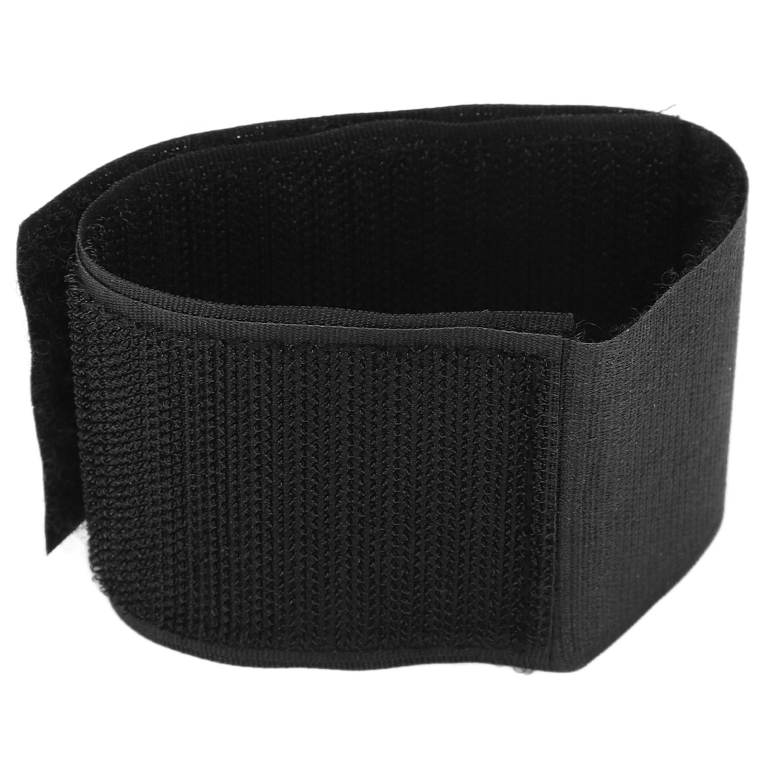 

Ремешок с липучкой, легко устанавливается, надежно фиксируется, не касается ремня для хранения багажа, пожаротушения