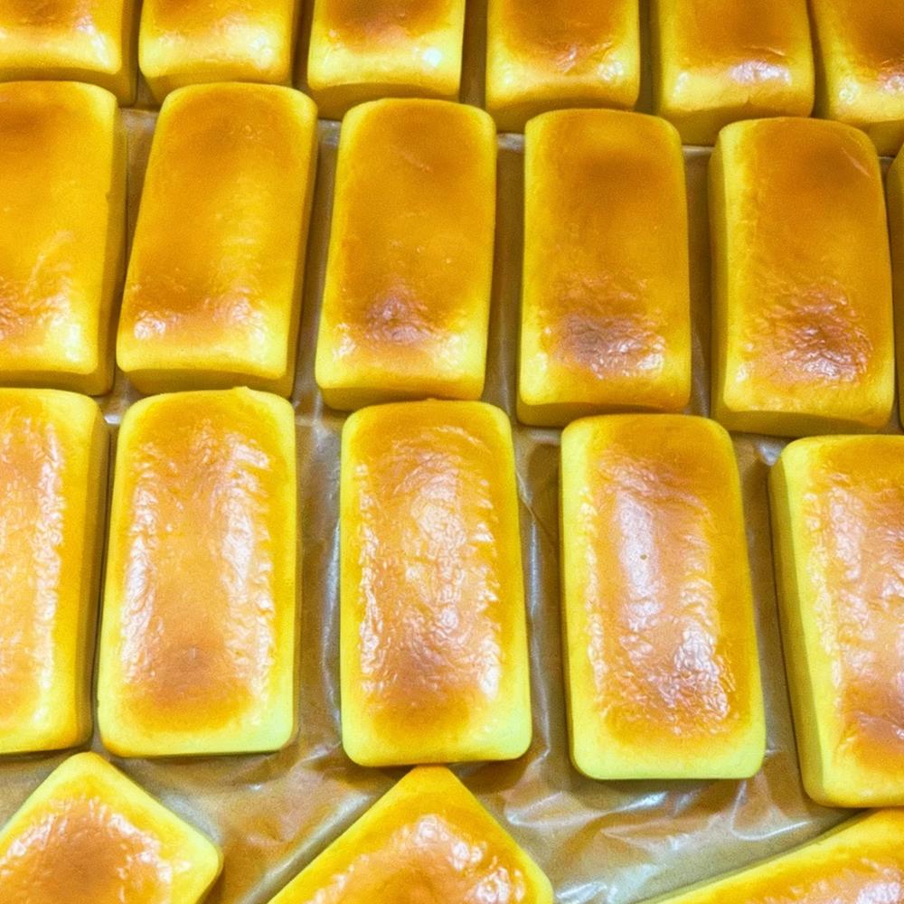 Cheese Cake Bread Squishy Toy Slow Rising Grilled Rice Cake Squeeze Stress Release Hand Relax Toy Gift Soft Slow Rebound