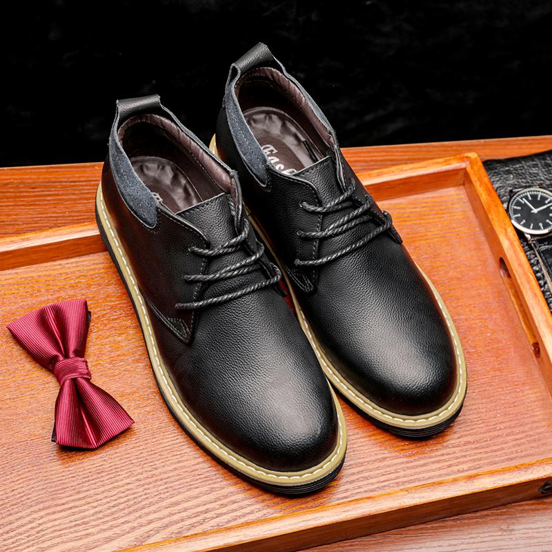 Fashion New Retro Mens Boots Classic Outdoor Leather Work Boots Luxury Brand Men Casual Shoes British Tooling  Footwear