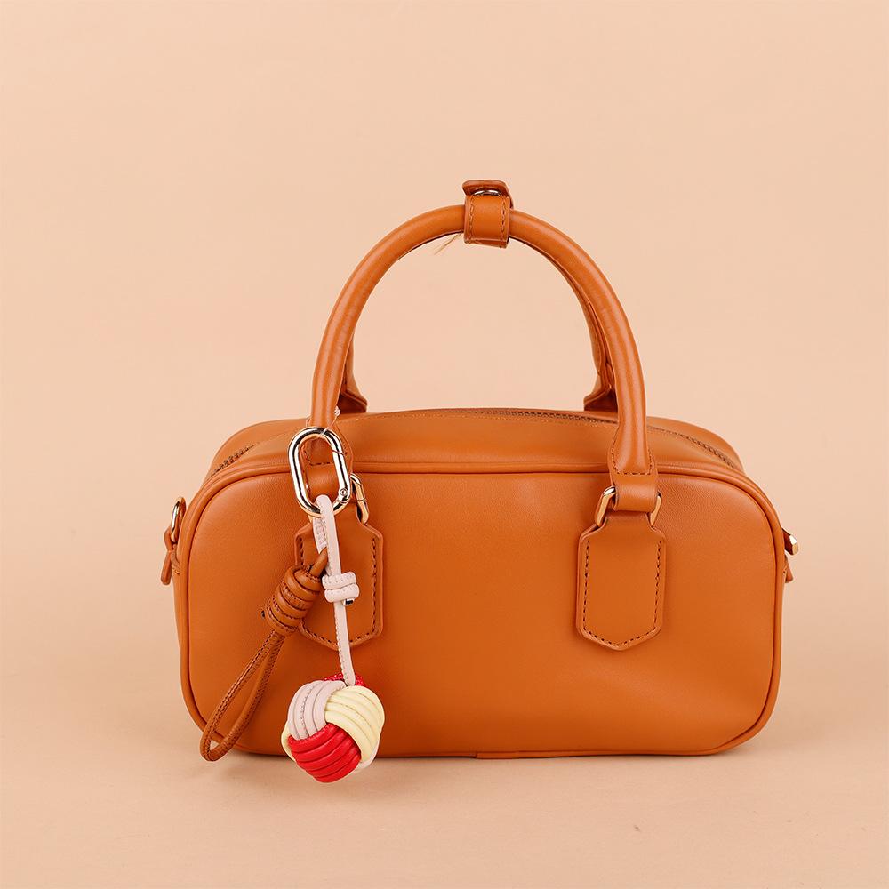 

Элегантный брелок-шар, кожаный ремешок для телефона, универсальный подвес-шарм для сумки, кольцо для ключей от машины, аксессуар для украшения рюкзака, подарок красный