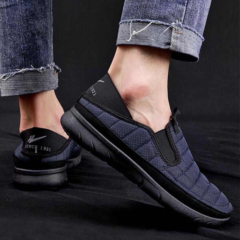 Män Loafers Skor Sommar Skor Man Nytt mode Canvas Skor Mjuk Platt Comfy Flock Mocka Läder Män Casual Vulkaniserad Sko