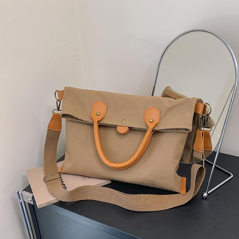 Leisure Commuting Large-capacity Canvas Bag Niche Design Messenger Bag New Versatile Portable Tote Bag