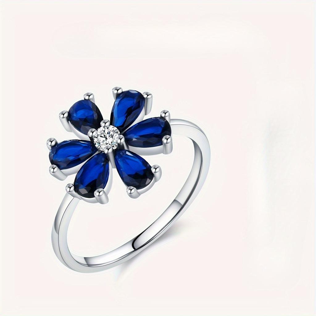 Bague de Luxe pour Femme au Design Floral Exquis, Sélection Cadeau d'Anniversaire Style Doux, Bague Tempérament Élégant.