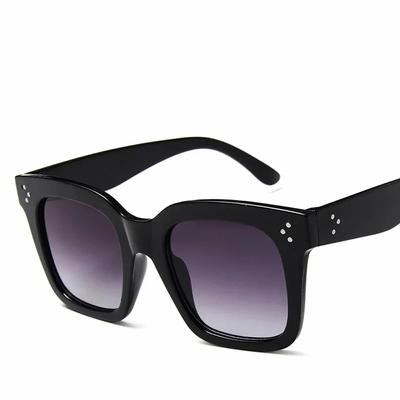 Sunglasses Lady Flat Top Eyewear Lunette Femme Women Luxury  Sunglasses Women Rivet Sun Glasse UV400