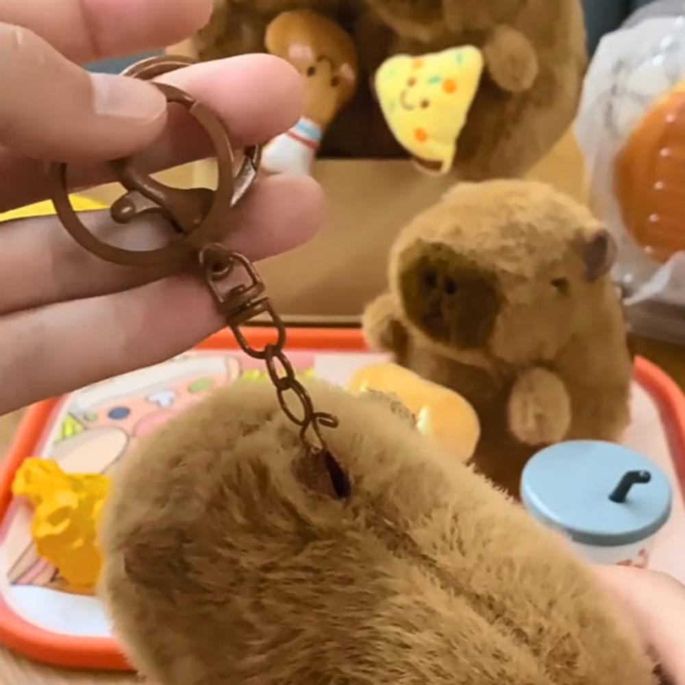 Cute Capybara Key Pendant Stuffed Animals Plush Doll Lovely Capybara Keychain  School Bag Pendant