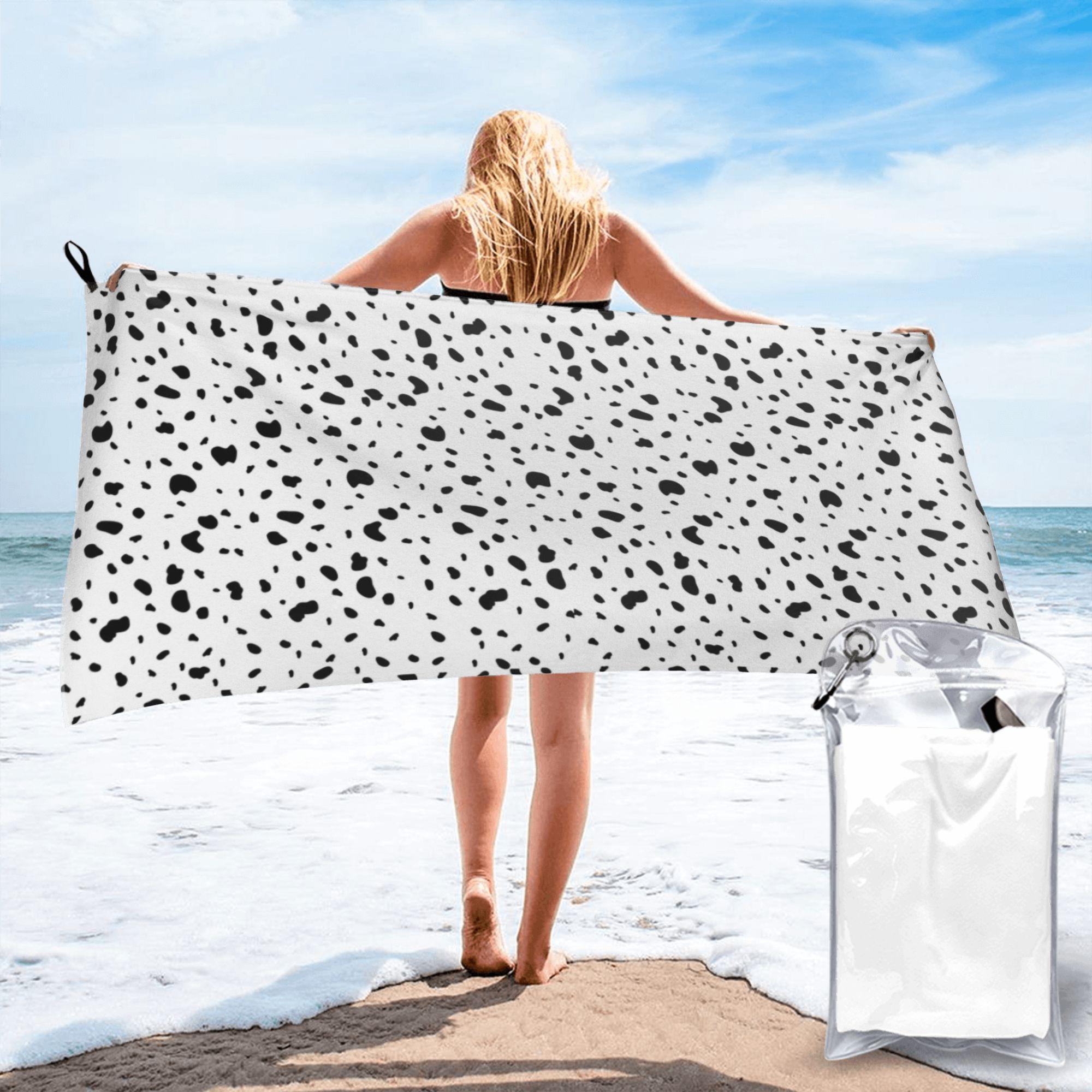 Dalmatian White and Black Dalmatian Dog Print Beach Towel Soft Microfiber Quick Dry Absorbent Quick Towels For Bath W40*H60(CM)