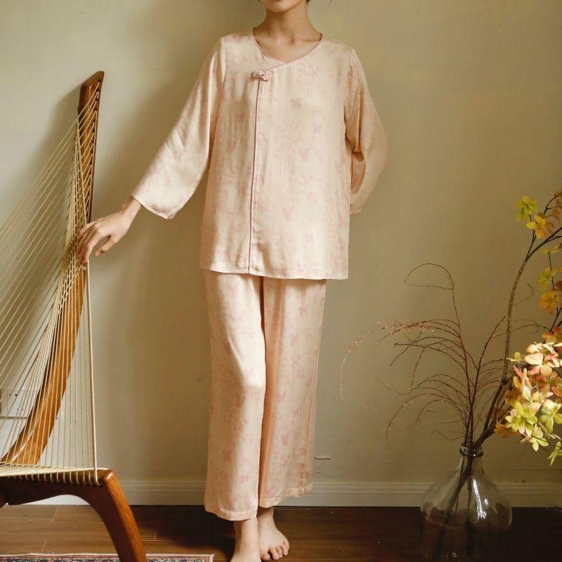 

Fresh Summer Women s Pajamas Set Rayon Satin Thin Home Wear Breathable Soft Two-piece Set Long sleeves pants of lotus root starch color XL