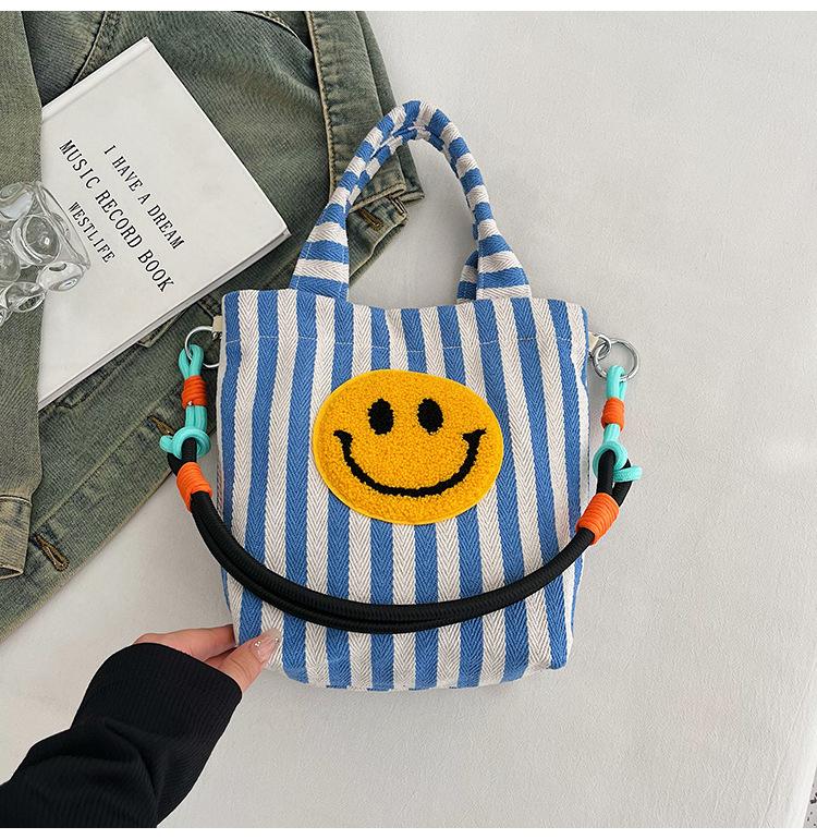 2025 Summer New Korean Cute Contrasting Striped Smiley Face Bag Casual Handbag Versatile Commuter Shoulder Bag