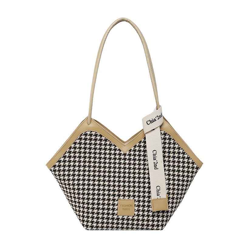 Textured bag 2025 spring new shoulder bag women's large-capacity commuter bag fashion casual contrasting color tote bag