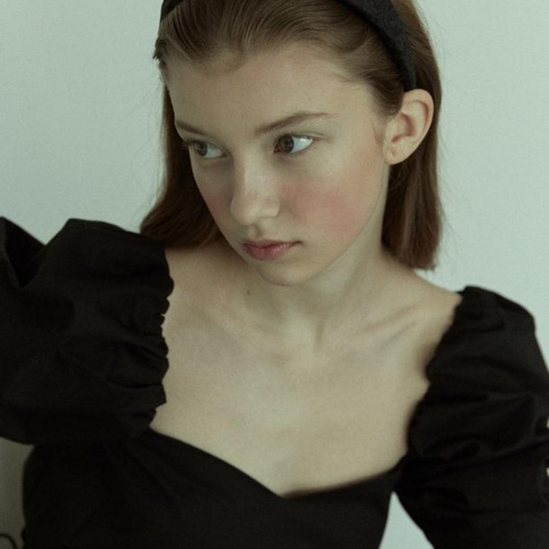 Elizabeth Moments Black Jacquard Headband