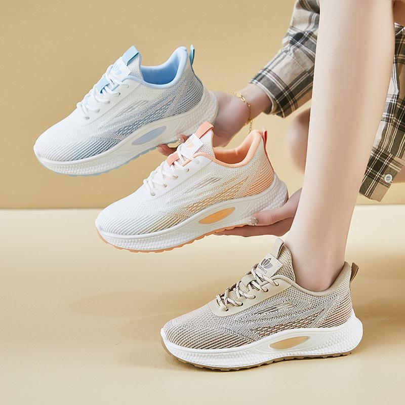 Flying Knitted Sports Shoes for Women In Spring New Style Student Running Casual Shoes To Increase High Street Photography Q1002