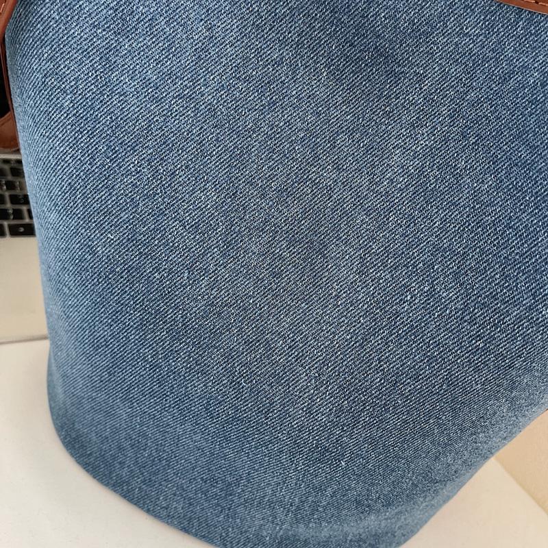 DenimTote Bag Women Fashion Shoulder Bag Casual Daily Use Structured Handbag