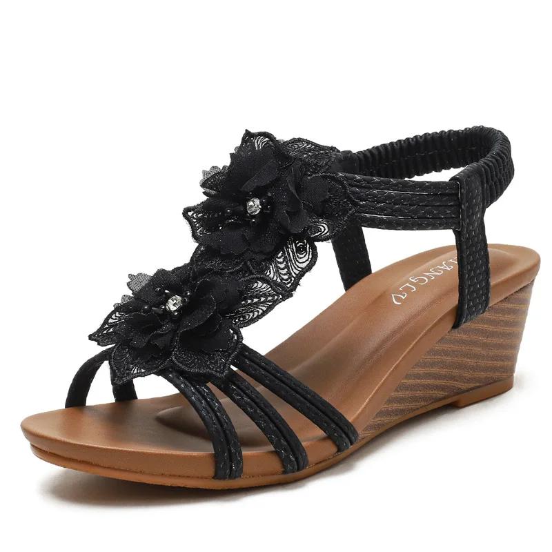 Women's Shoes 2026 Fashion Summer Retro Flower Sandals Large Size Women's Shoes Beach Shoes