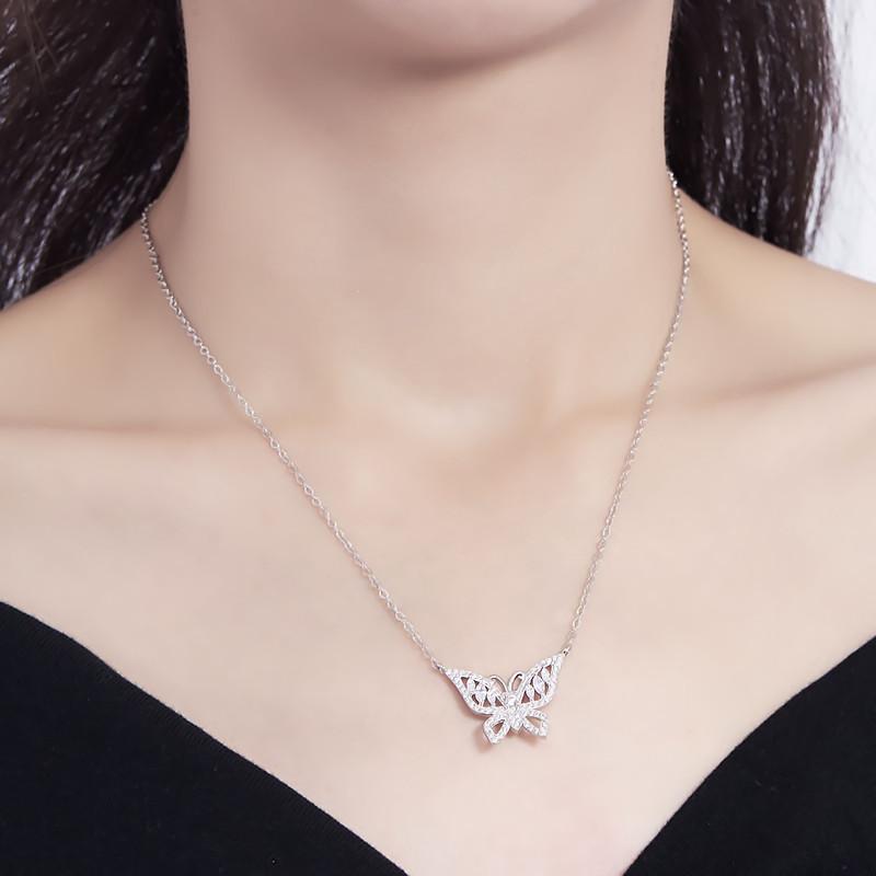 New Butterfly Necklace for Summer Ladies with White Horseeye Cross Chain