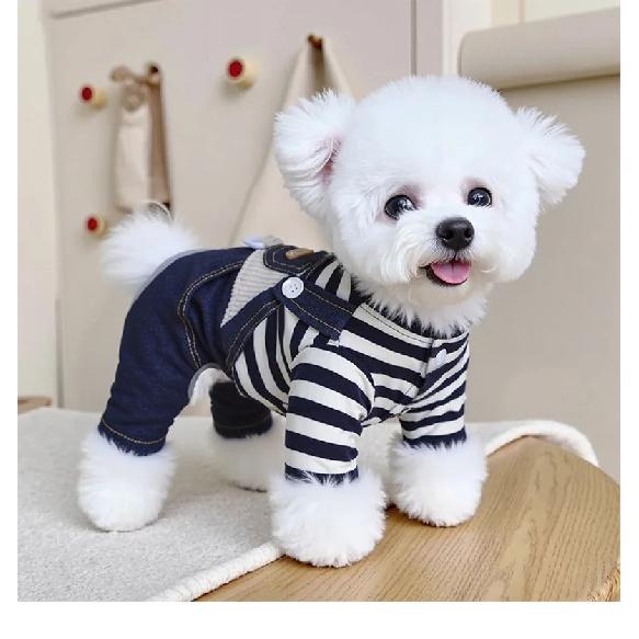 Pet clothes can lead dogs Classic striped denim overalls Autumn and winter models dog costume