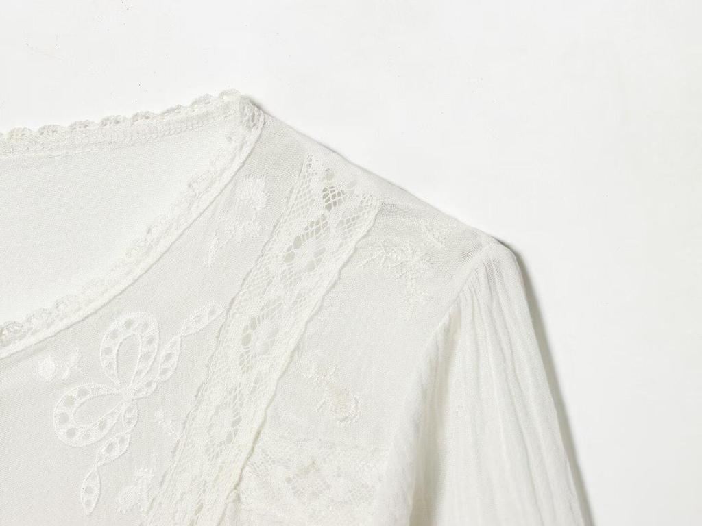 Sweet Women's Embroidered Gauze Blouse with Hollow-Out Waist-Cinching Pleated Bandeau