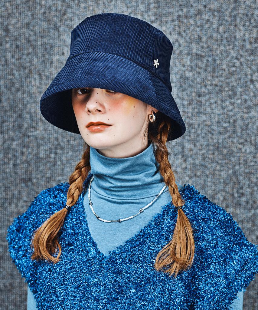Elkebeullum Basic Corduroy Navy Bucket Hat