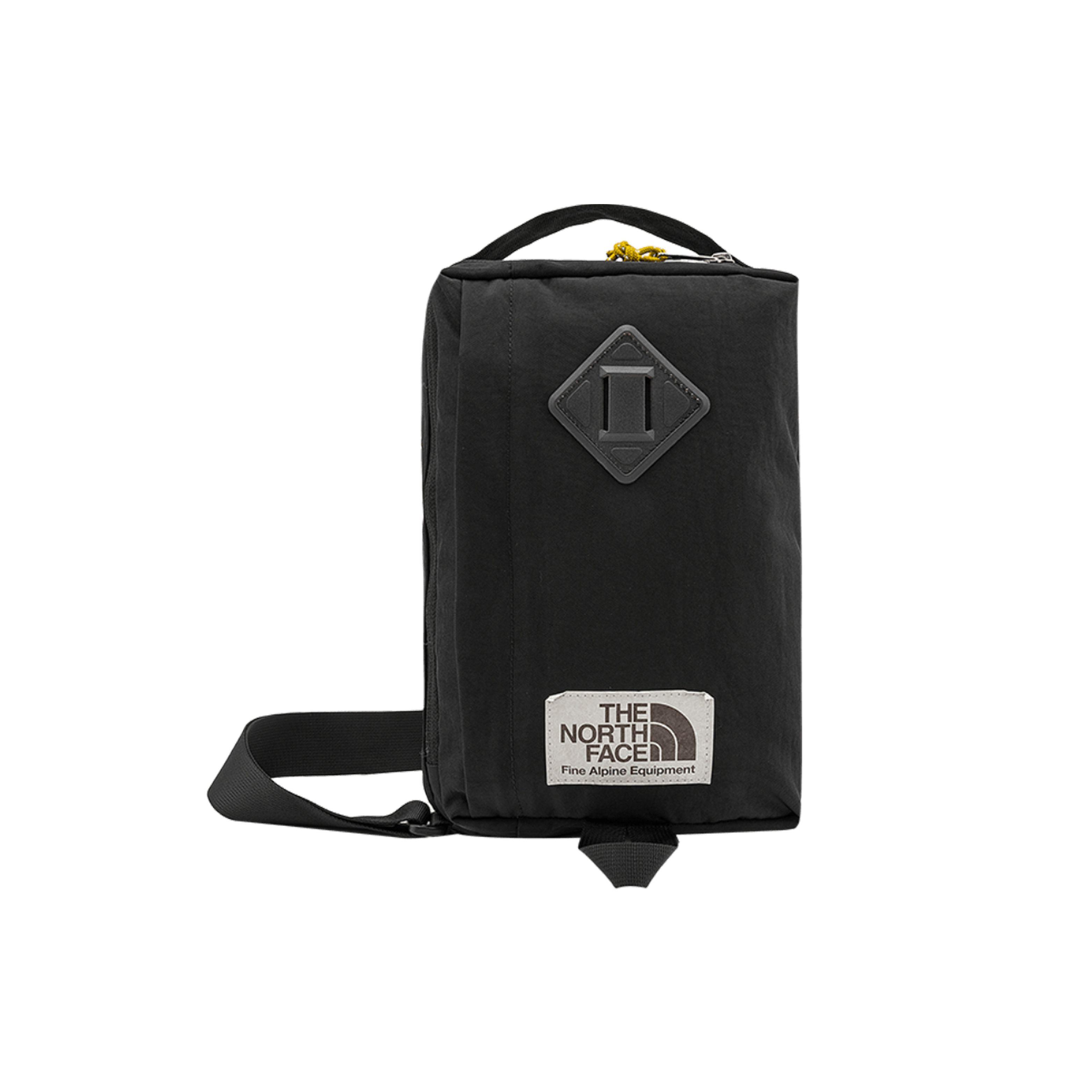 

The North Face Convenient Storage Crossbody Shoulder Bag Outdoor Bag Unisex bags Black 52WA-FW22-D2 Black