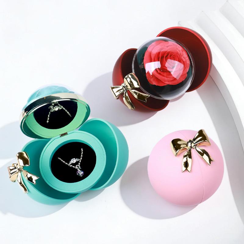 Luxury Valentine's Gift Box: Soap Rose, Necklace & Ring Display for Romantic Gesture