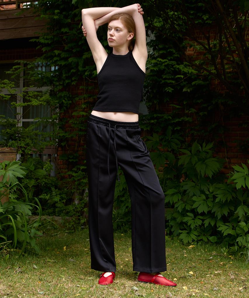 NEBELEVERYWEAR Satin Pintuck Banding Pants_Black