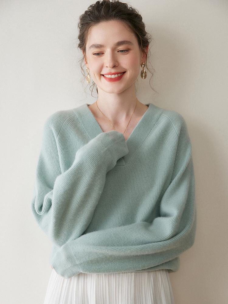 Women's Cashmere V-Neck Sweater - Thick, Loose, Solid Color for Autumn/Winter